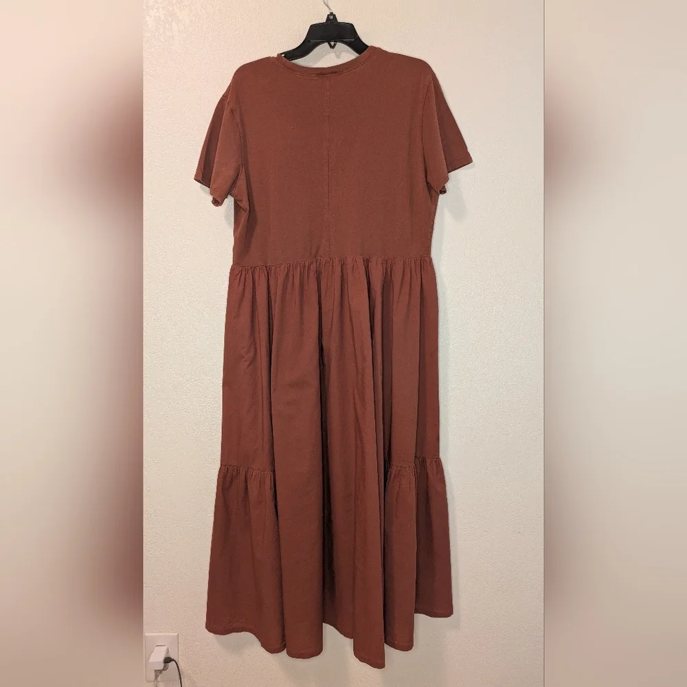 Melrose And Market Short-Sleeve Tiered Midi Dress - Terracotta - Picture 2 of 8